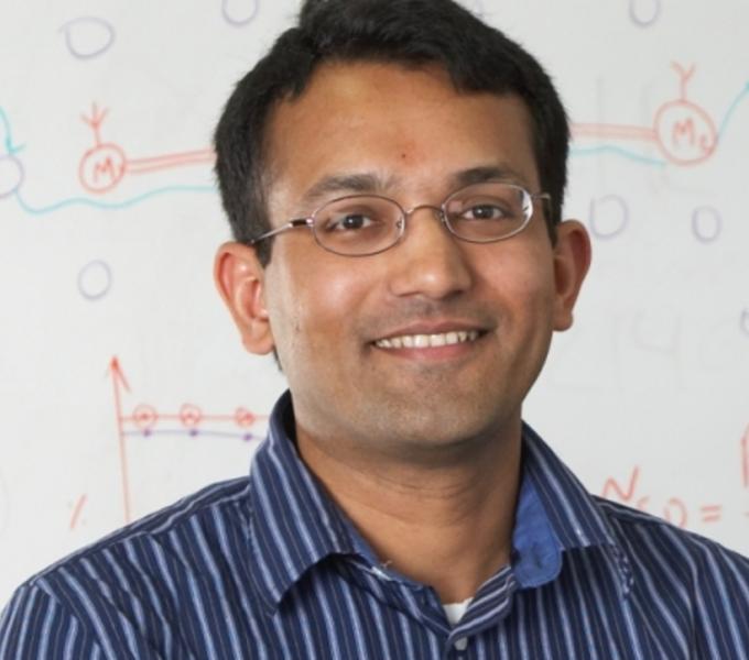 Headshot Professor Prashant Krisnamurthy
